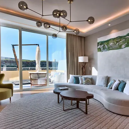 אתר נופש Radisson Blu & Spa, Malta Golden Sands מליאהה