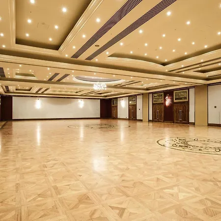 אתר נופש Radisson Blu & Spa, Malta Golden Sands