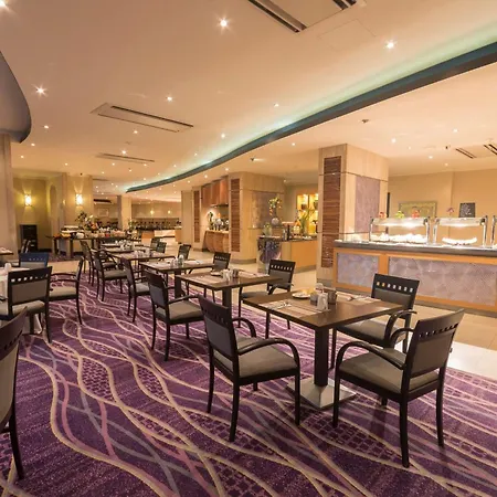 Radisson Blu & Spa, Malta Golden Sands אתר נופש מליאהה