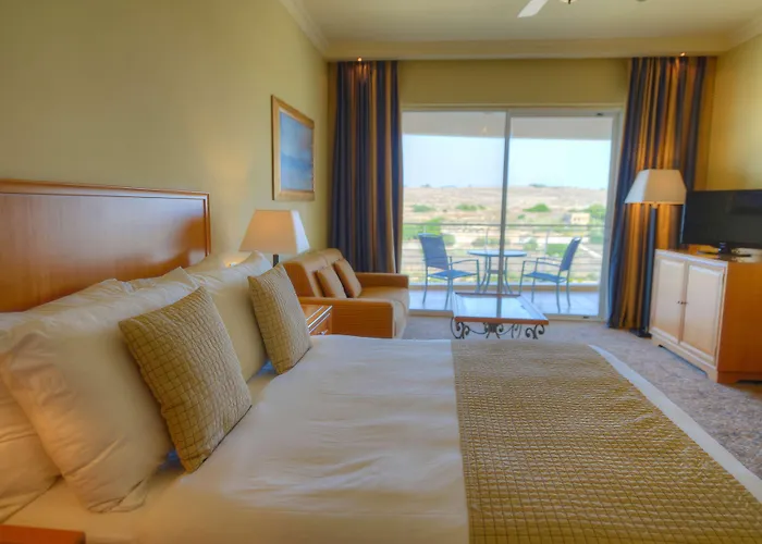 Radisson Blu & Spa, Malta Golden Sands Resort 5*